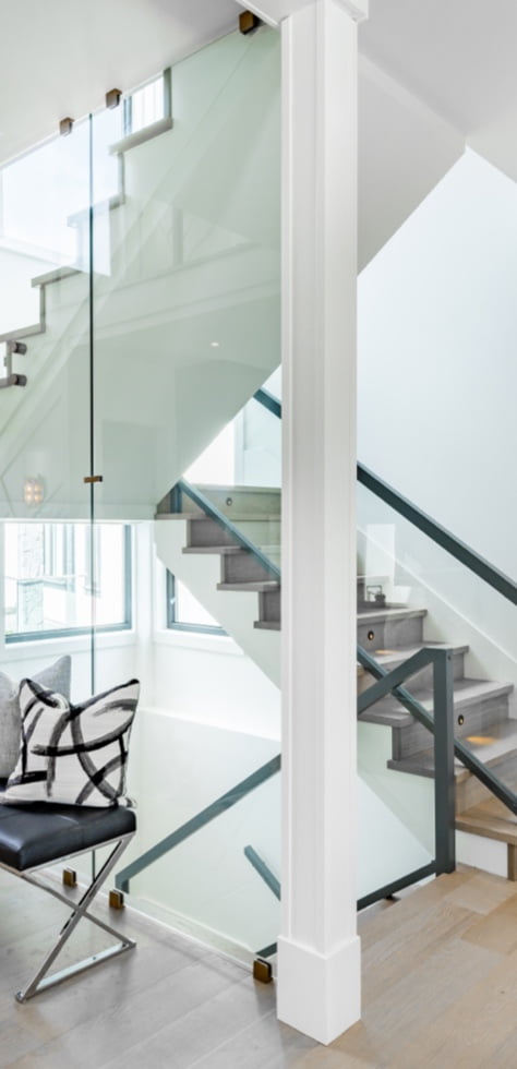 Savoy Verre A Custom Glass Railing To Add Elegance To Your Space 03