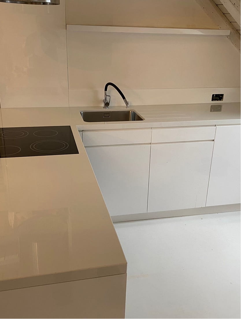 Savoy Verre Ceramic Worktop Realisation 03